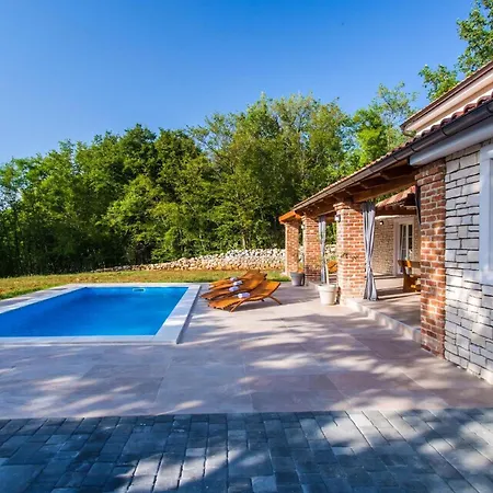 Holiday home Lucia Krk Zupanje